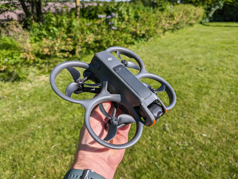 DJI Avata 2 FPV Drohne klein.jpg